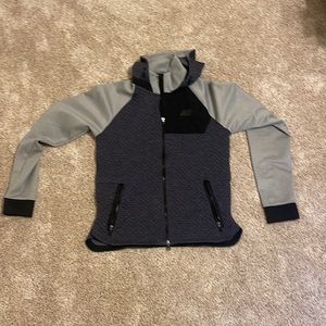 New balance men’s jacket